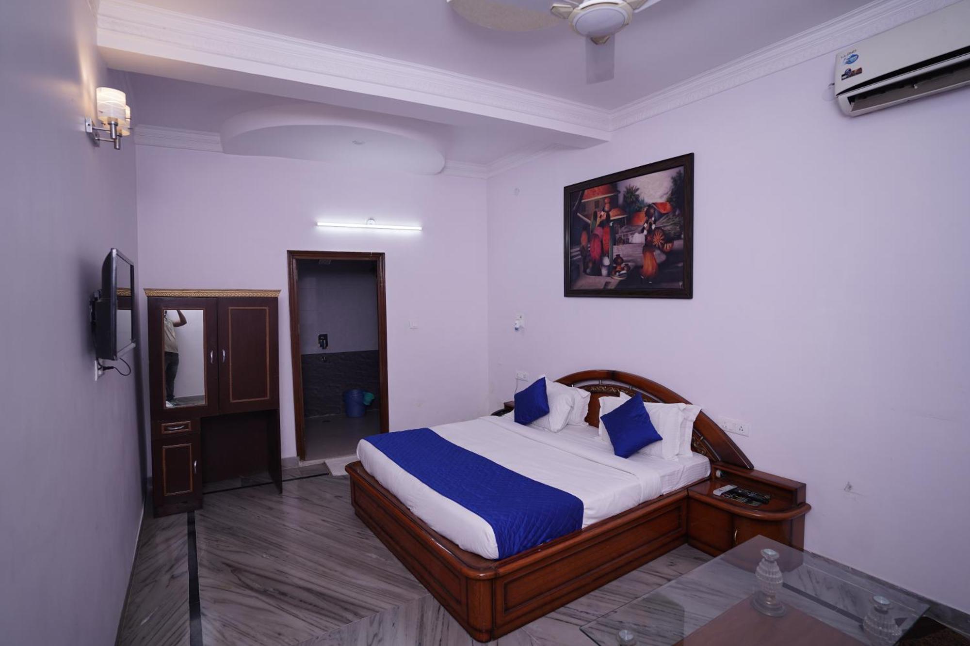 Hotel Lecston @Yashobhoomi Dwarka Sector - 25 Metro Station Delhi  Luaran gambar
