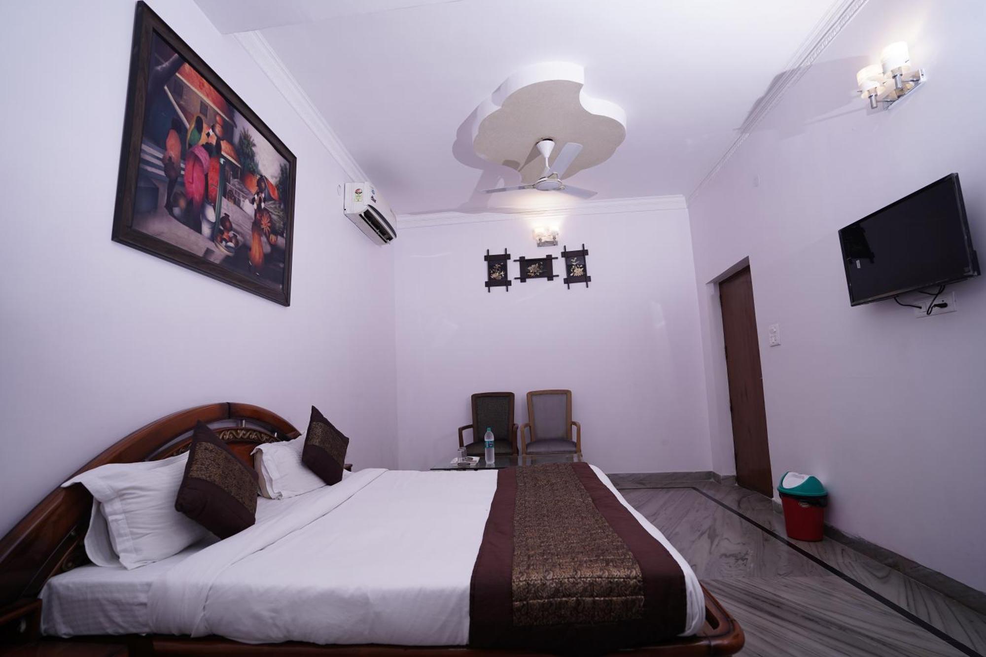 Hotel Lecston @Yashobhoomi Dwarka Sector - 25 Metro Station Delhi  Luaran gambar