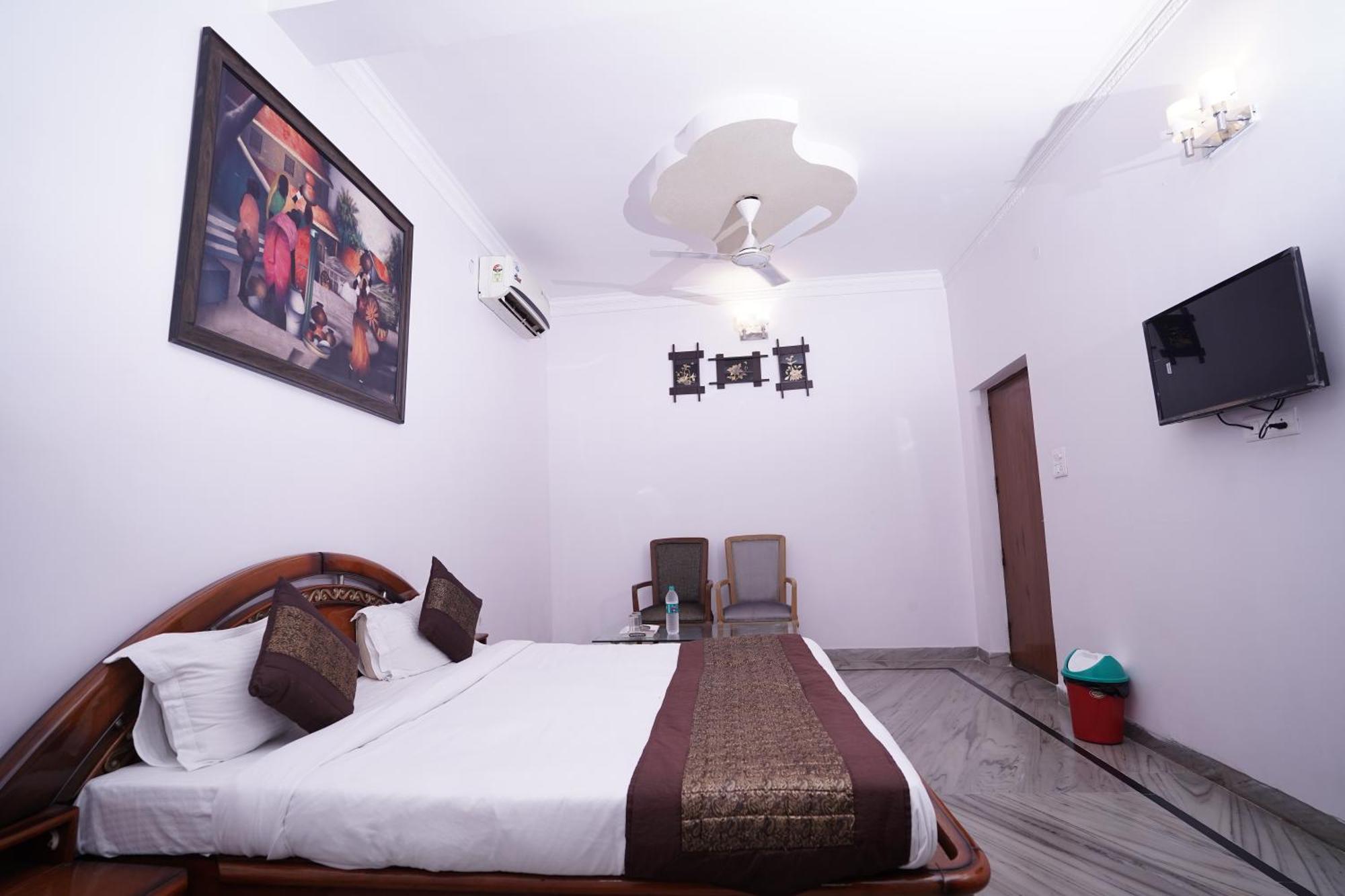 Hotel Lecston @Yashobhoomi Dwarka Sector - 25 Metro Station Delhi  Luaran gambar